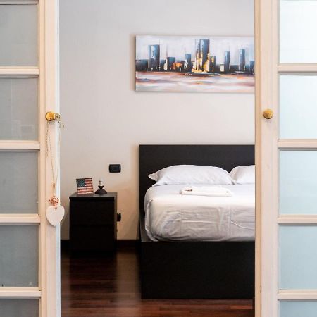 The Best Rent - Modern Duomo Apartment ミラノ エクステリア 写真
