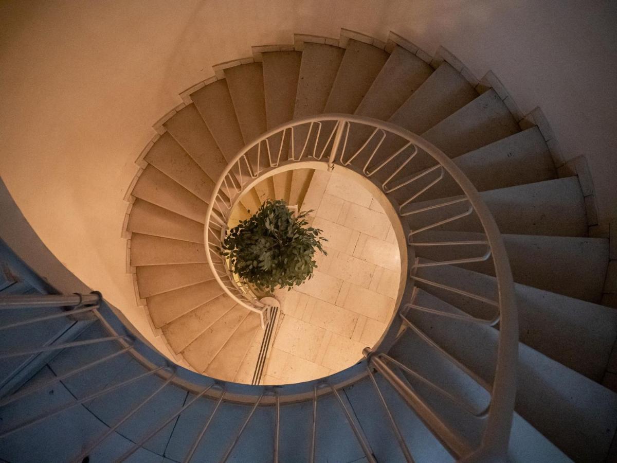 The Best Rent - Modern Duomo Apartment ミラノ エクステリア 写真