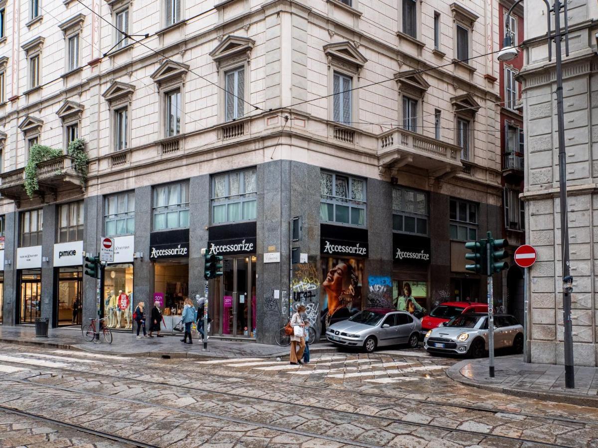 The Best Rent - Modern Duomo Apartment ミラノ エクステリア 写真