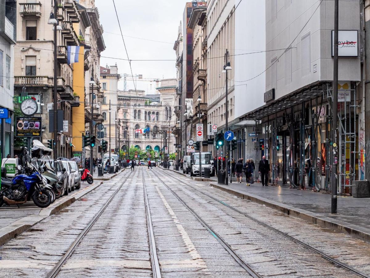 The Best Rent - Modern Duomo Apartment ミラノ エクステリア 写真