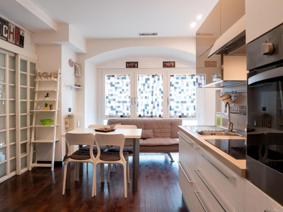 The Best Rent - Modern Duomo Apartment ミラノ エクステリア 写真